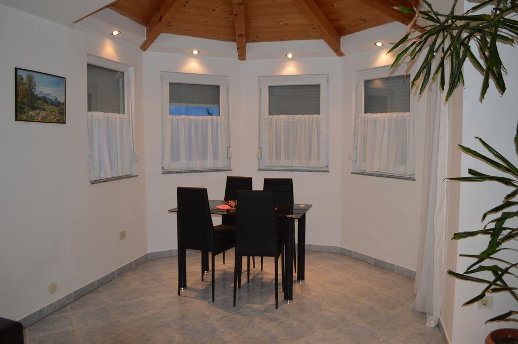 Apartment Ruzica Póla Szoba fotó
